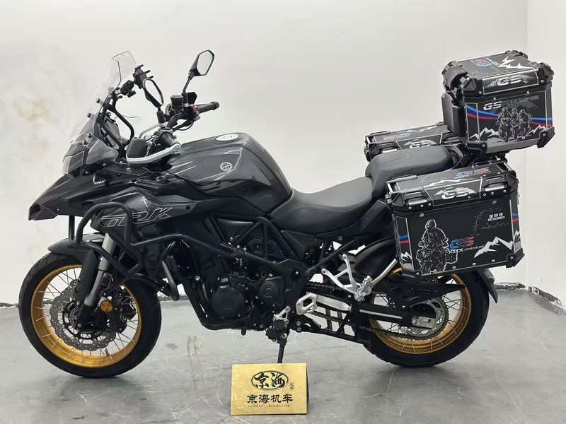 二手贝纳利金鹏 TRK502