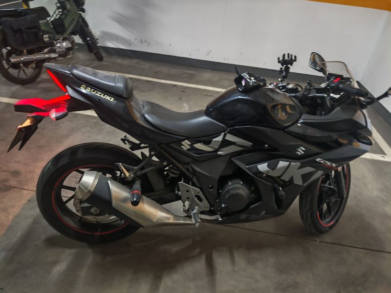 二手豪爵铃木GSX250R