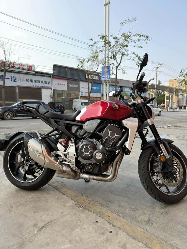 二手本田CB1000R