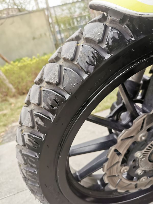 二手贝纳利幼狮 Leoncino 250