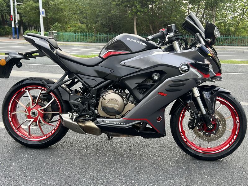 二手QJMOTOR赛400
