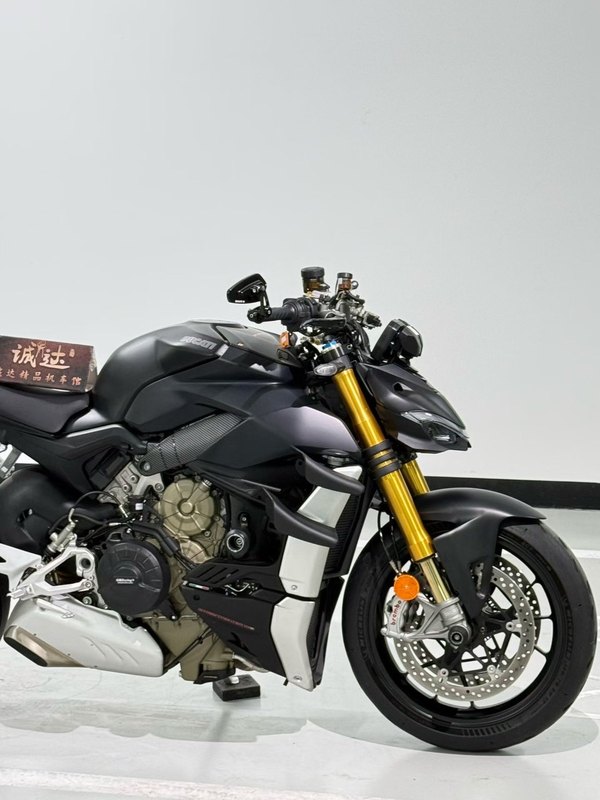 二手杜卡迪Street Fighter V4