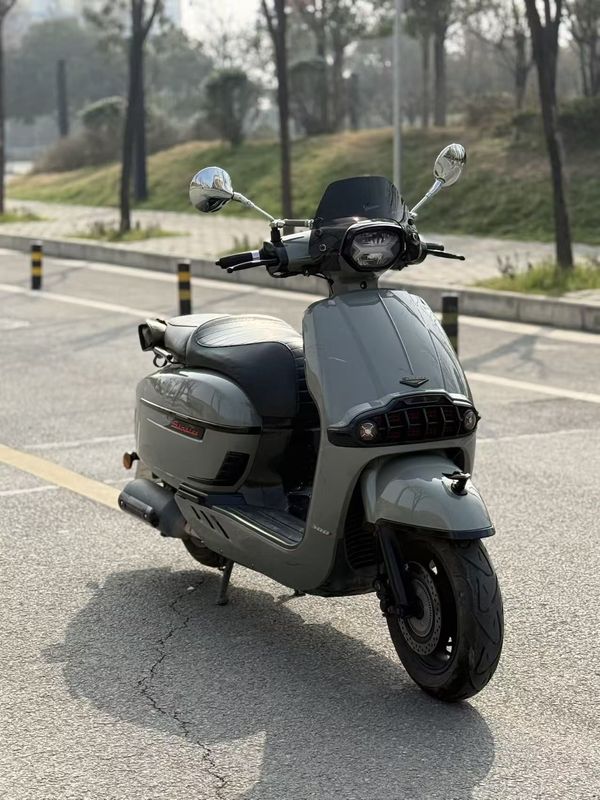 二手维多利亚Sixties 300i