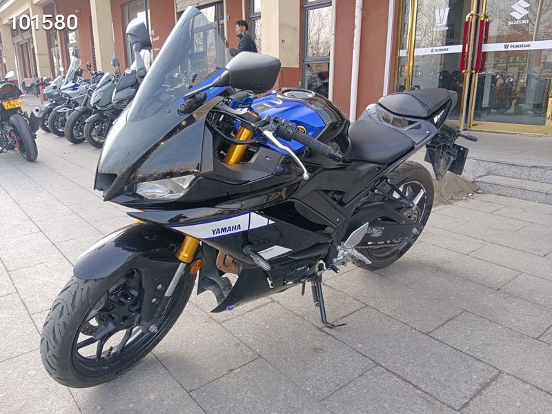 二手雅马哈YZF-R3