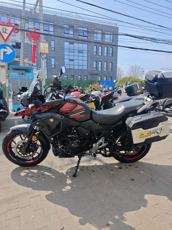 二手豪爵铃木DL250