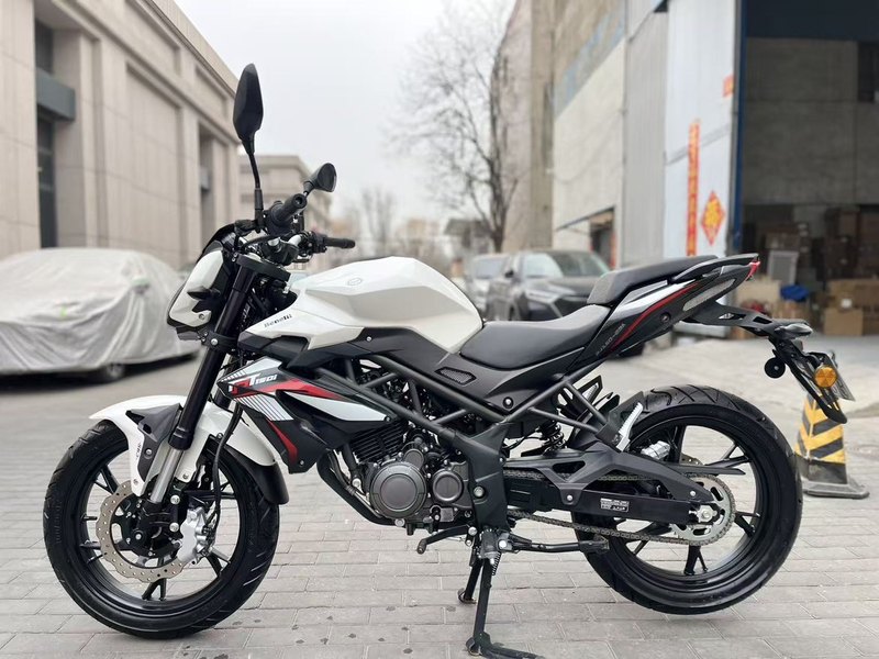 二手贝纳利红宝龙 TNT150i