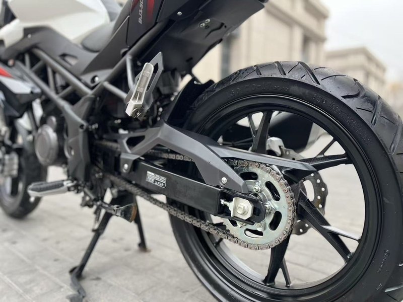 二手贝纳利红宝龙 TNT150i