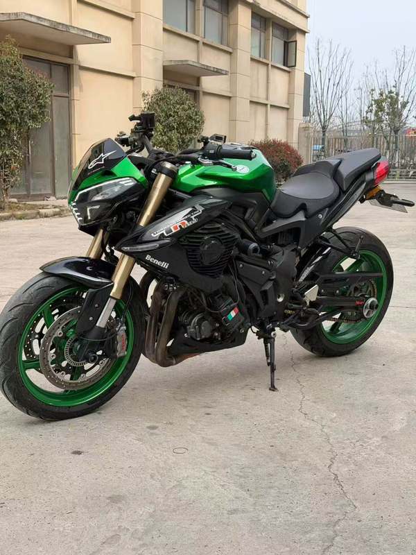 二手贝纳利TNT899