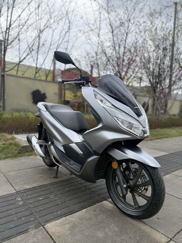 二手五羊本田PCX