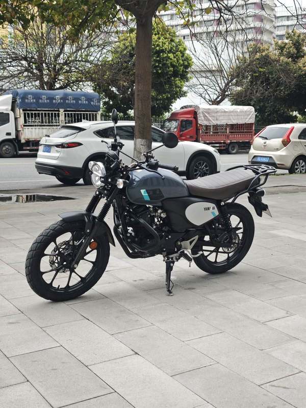 二手建设雅马哈GT150 Fazer