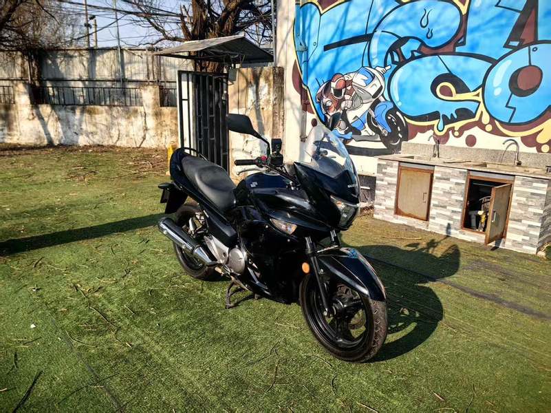 二手豪爵铃木骊驰 GW 250F