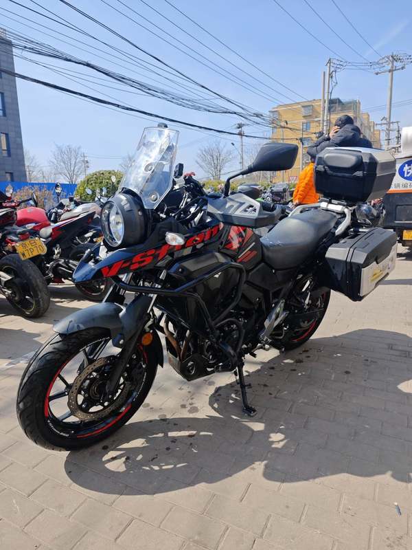 二手豪爵铃木DL250