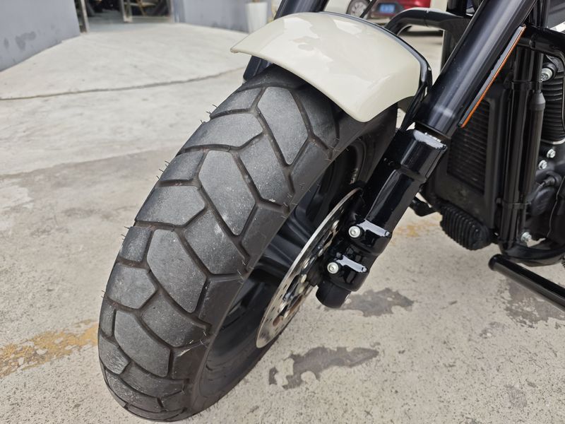 二手哈雷戴维森肥霸 Fat Bob