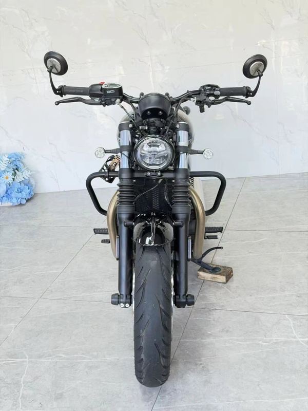 二手凯旋Bonneville Bobber