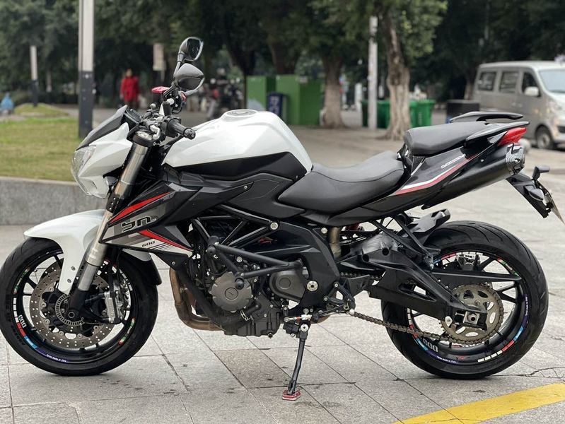 二手贝纳利TNT600i