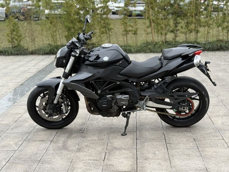 二手贝纳利TNT600i