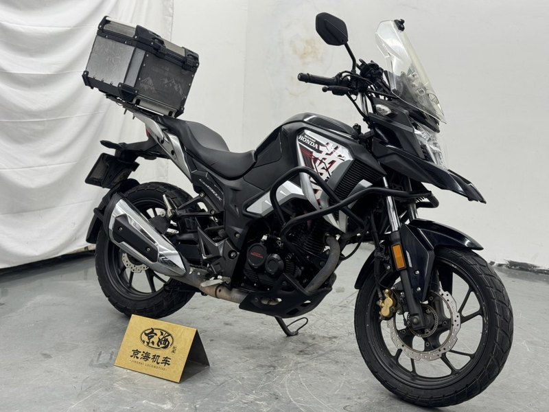 二手五羊本田猛鸷 CB190X