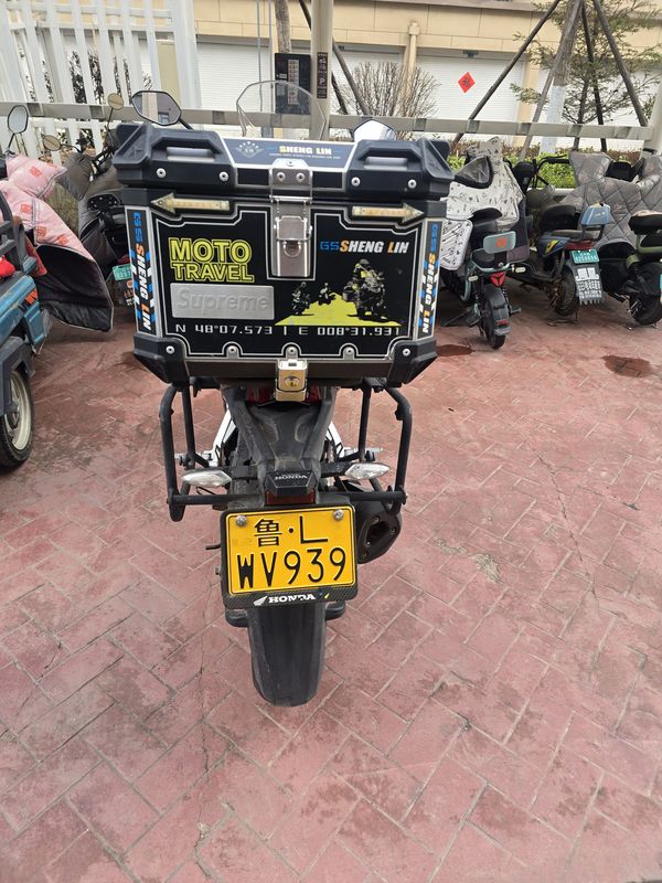 二手五羊本田猛鸷 CB190X