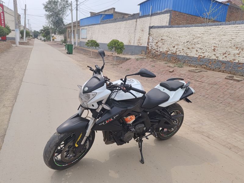 二手贝纳利TNT600i