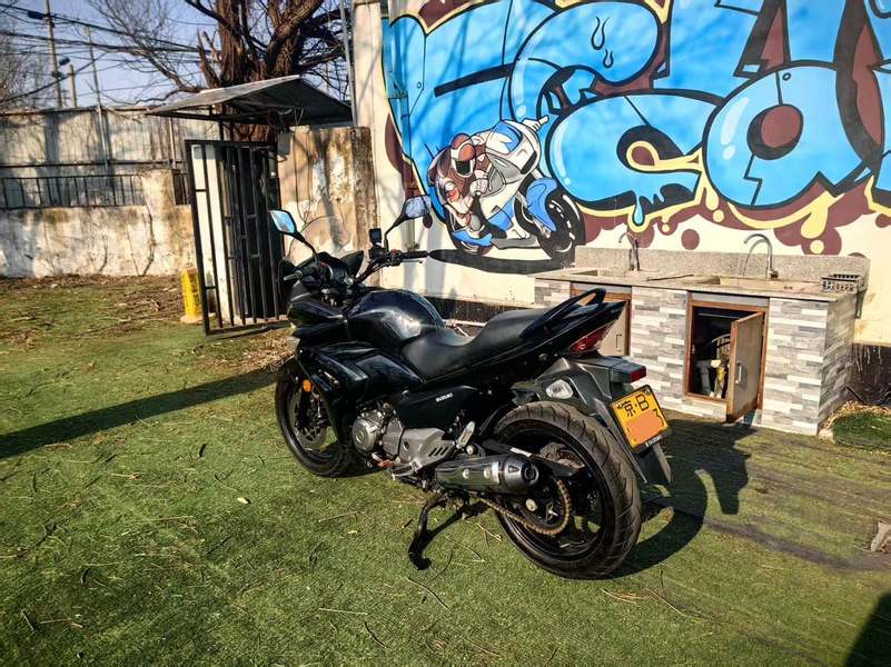 二手豪爵铃木骊驰 GW 250F