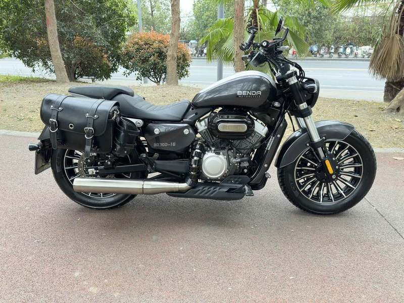 二手奔达Rock300 灰石