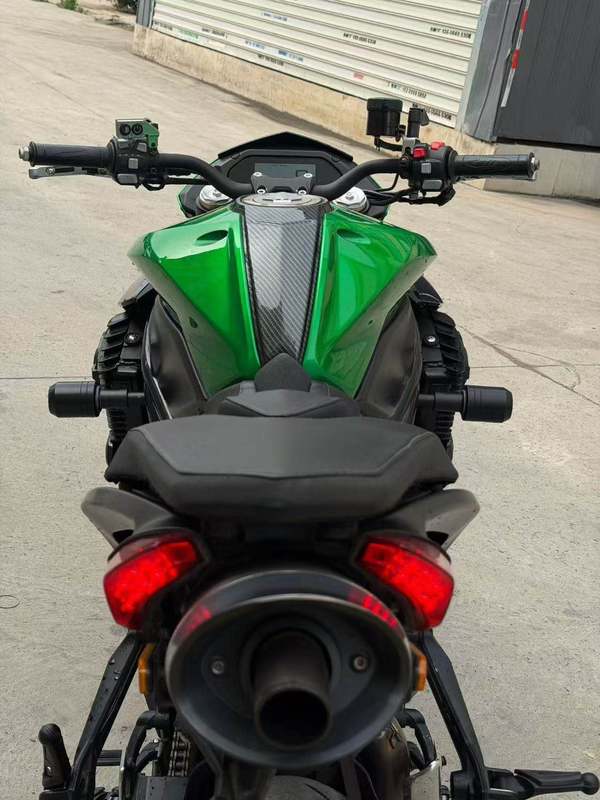 二手贝纳利TNT899