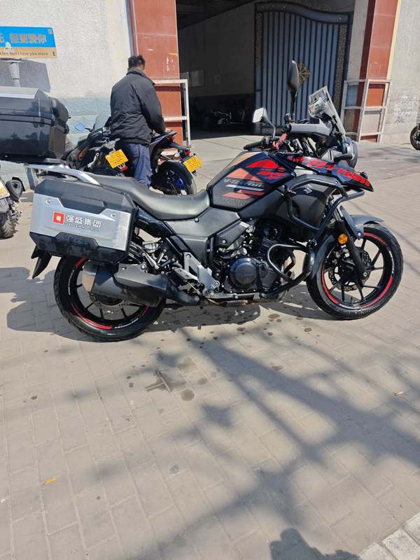 二手豪爵铃木DL250