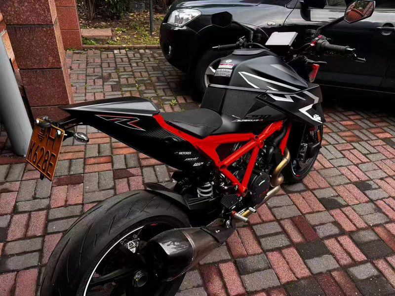 二手KTMR2R1290 Super Duke