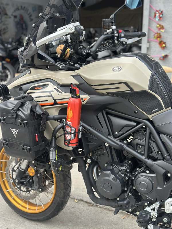 二手贝纳利TRK552