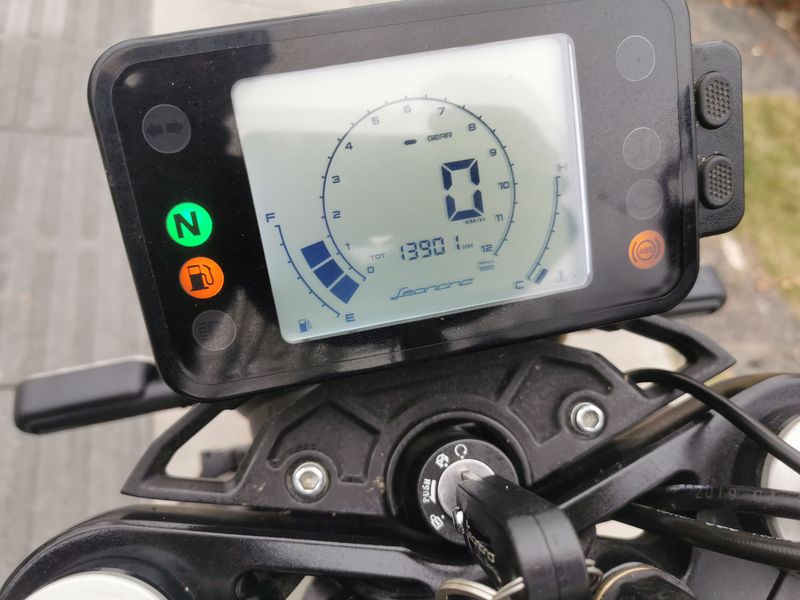 二手贝纳利幼狮 Leoncino 250