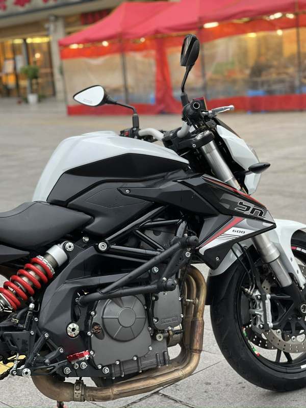 二手贝纳利TNT600i