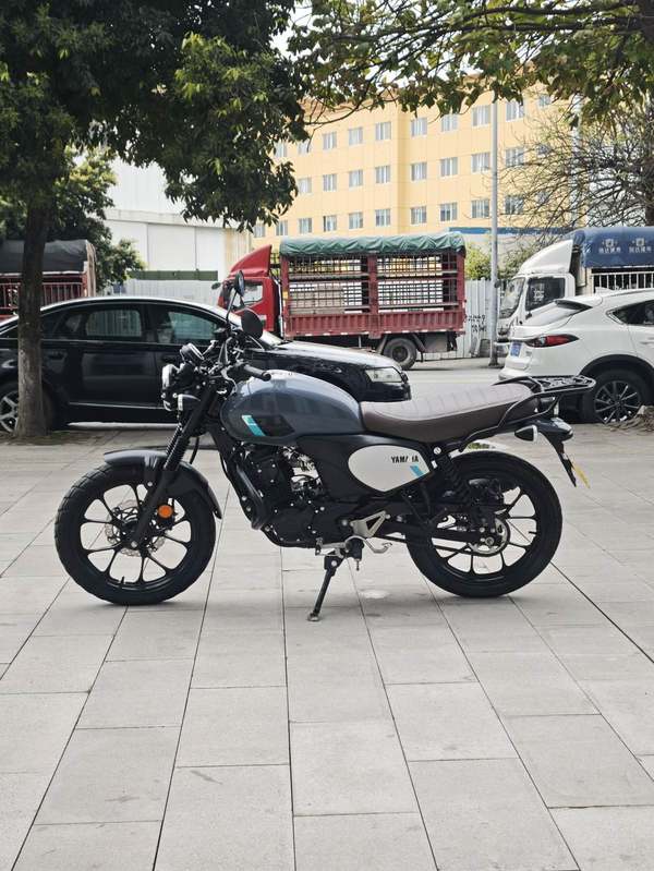 二手建设雅马哈GT150 Fazer