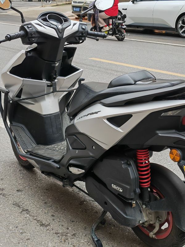 二手新大洲本田NS125RX