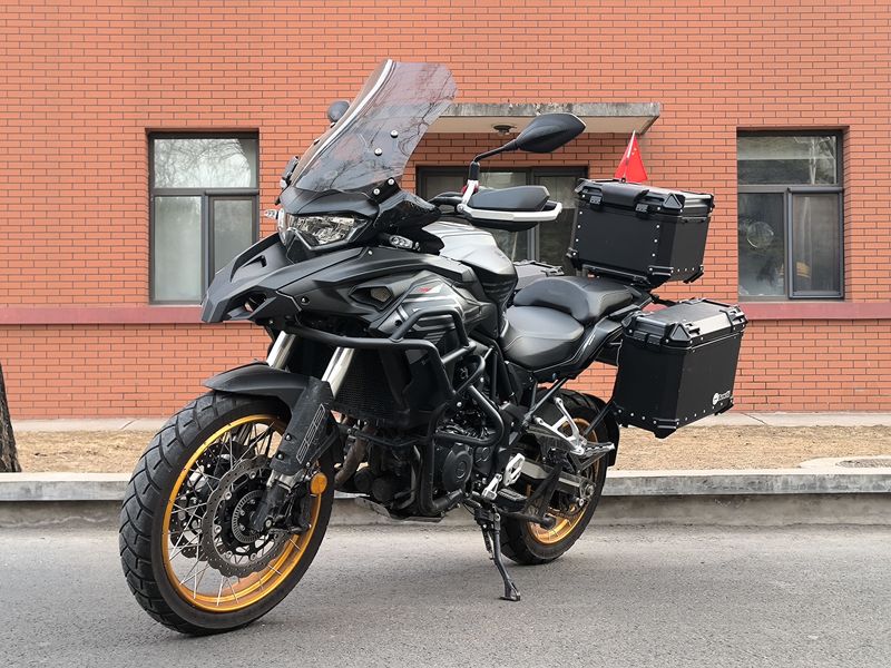 二手贝纳利TRK552