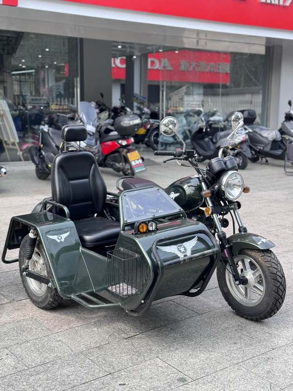 二手银钢巡逻者200