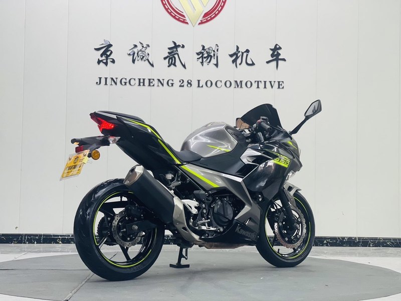 二手川崎Ninja 400