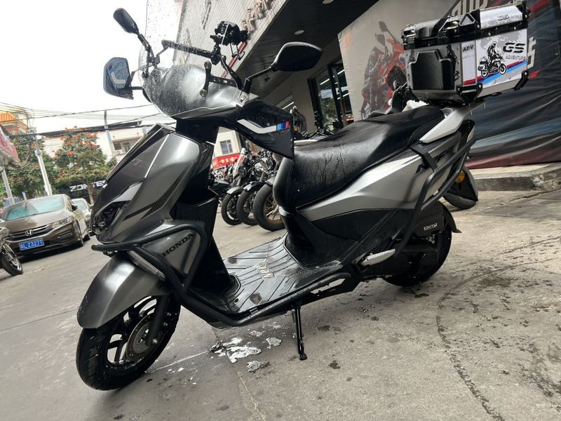 二手五羊本田NPF125