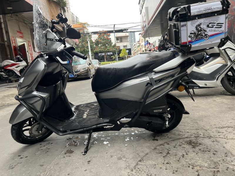 二手五羊本田NPF125