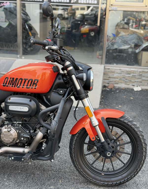 二手QJMOTOR闪300
