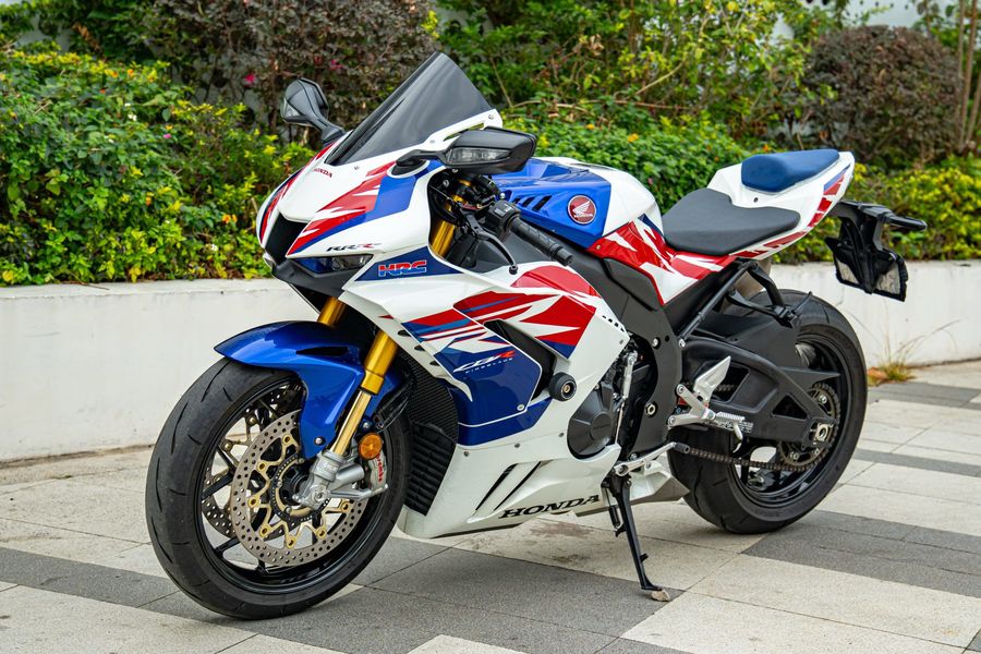 二手本田CBR 1000 RR-R