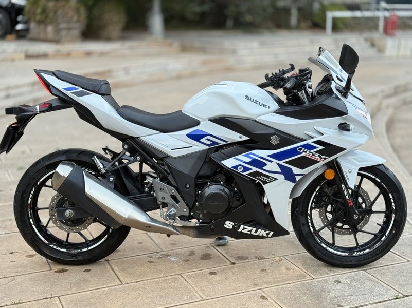 二手豪爵铃木GSX250R