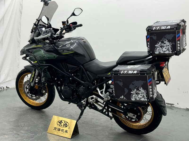二手贝纳利金鹏 TRK502