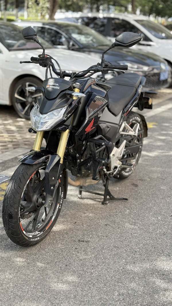 二手五羊本田CB190R 暴锋眼