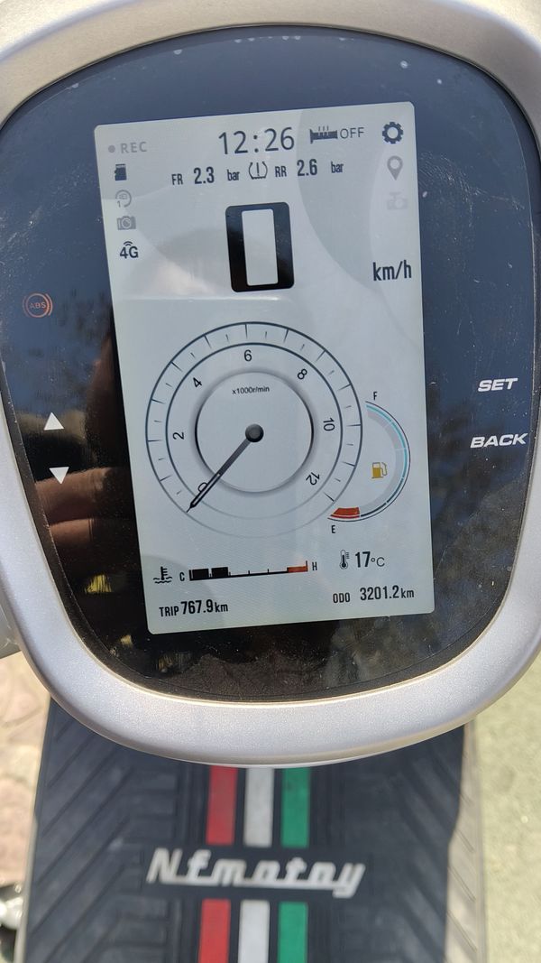 二手南方梦拉丽莎 飞戈