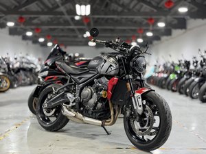 二手凯旋Trident 660