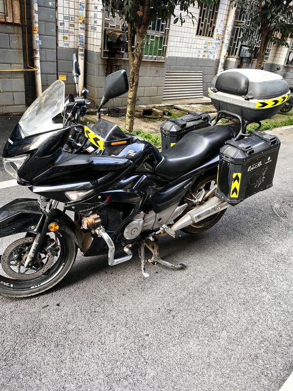 二手豪爵铃木骊驰 GW 250F