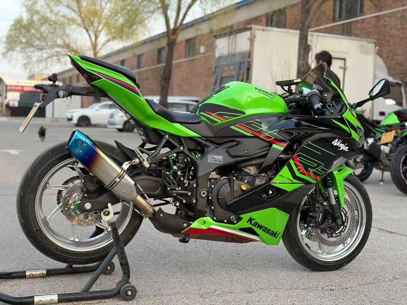 二手川崎ZX-4R