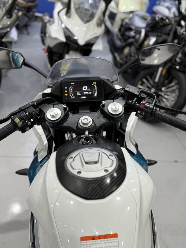 二手春风250SR