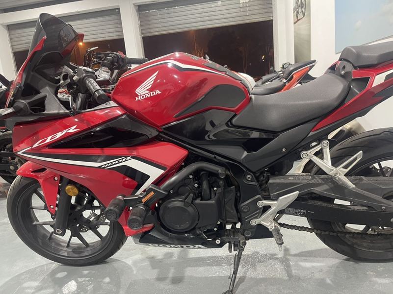 二手本田CBR400R