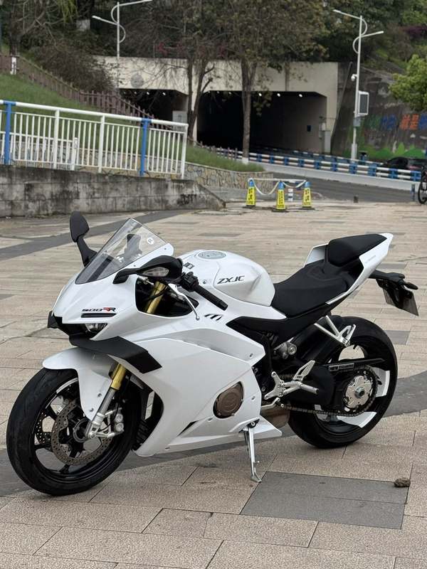二手张雪机车500RR